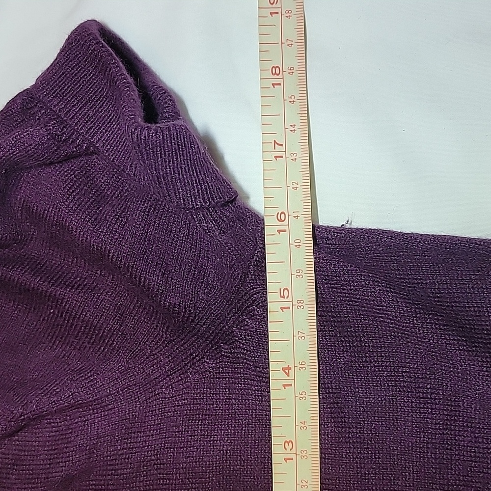 Banana Republic xs turtleneck plum purple sweater - Picture 8 of 10
